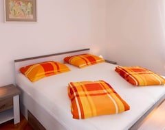 Tüm Ev/Apart Daire Apartment Mirjana In Labin - 7 Persons, 3 Bedrooms (Sveta Nedelja, Hırvatistan)