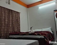 Khách sạn Kanak Residency (Chalsa, Ấn Độ)