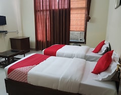 Khách sạn OYO 14105 Sai Vihar (Rudrapur, Ấn Độ)