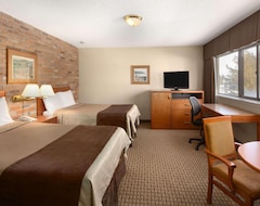 Hotel Travelodge by Wyndham Thunder Bay ON (Thunder Bay, Canada)