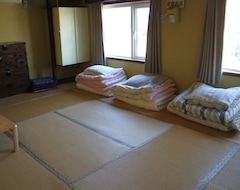 Hotelli First Track Inn (Nakafurano, Japani)