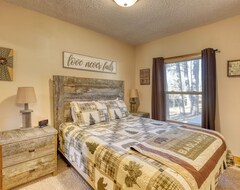 Hele huset/lejligheden Tall Timbers Lodge With Foosball, Private Hot Tub And Close To The Slopes! (Lead, USA)