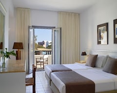 Hotel 9 Muses Santorini Resort (Perivolos, Greece)