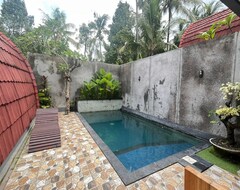Hotel Capital O 93954 Meta Pandawa Bali Mounth Villa (Negara, Indonezija)