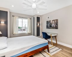 Hele huset/lejligheden Amazing Duplex W/2x Roofdeck + Hot Tubs - 8br/6br (Philadelphia, USA)