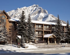 Khách sạn High Country Inn (Banff, Canada)