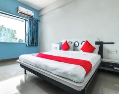 Oyo 60852 Hotel Residency Park (Dhule, India)