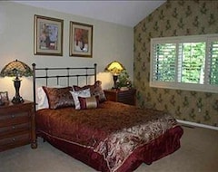 Entire House / Apartment Harbor Springs, Birchwood Farms, Condo, Beautiful Upgrades (Harbor Springs, USA)