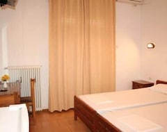 Apart Otel Vicky Rooms & Apartments (Limenas - Taşöz, Yunanistan)