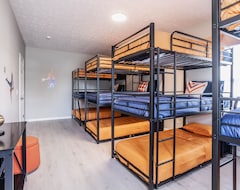 Casa/apartamento entero Grand Park, Westfield, Space For Entire Team, Sleeps 30 Comfortably. Unit A (Fishers, EE. UU.)