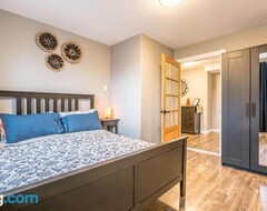 Cijela kuća/apartman Cozy Chic Oasis ( 3 Bedroom) (Bedford, Kanada)