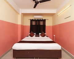 Hotel Prabha Palace Lodge (Guwahati, India)