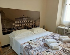 Hotel Affittacamere Monumentale (Genoa, Italy)