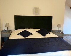 Toàn bộ căn nhà/căn hộ Lodge In The Heart Of Sologne, Ideal For Families (Vannes-sur-Cosson, Pháp)