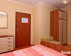 Hotel Double Room Vrbnik 5299C (Vrbnik, Croatia)