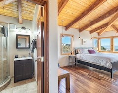 Toàn bộ căn nhà/căn hộ Gorgeous Newer 5 Bedroom Home With Fabulous Beach/ocean Views & 4 Master Suites (Valley Ford, Hoa Kỳ)