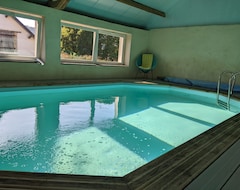 Tüm Ev/Apart Daire House In The Countryside With Heated Indoor Pool. (Saint-Germain-de-Coulamer, Fransa)