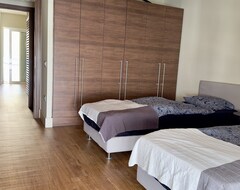 Toàn bộ căn nhà/căn hộ Captains 2-Bedroom Suite in Athens Nea Smyrni (Athens, Hy Lạp)