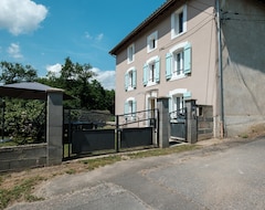 Toàn bộ căn nhà/căn hộ Le Verdier - Charmante Maison Pour 10 Avec Jardin (Peschadoires, Pháp)