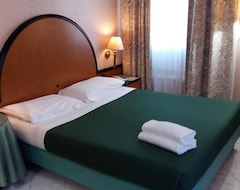 Khách sạn Hotel Principe (Pomezia, Ý)