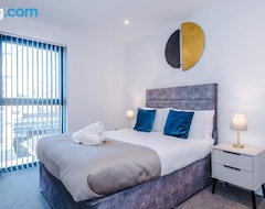 Cijela kuća/apartman Axium Suite: Modern 2 Bed In Birmingham City Centre. Perfect For Business, Family And Leisure Stays (Birmingham, Ujedinjeno Kraljevstvo)