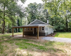 Casa/apartamento entero Renovated Cottage On 6.5 Acres Near Athens! (Arnoldsville, EE. UU.)
