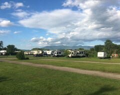 Campingplads 36 Rv In Beautiful Rv Campground (summer Rental) (Lancaster, USA)