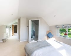 Toàn bộ căn nhà/căn hộ Peaceful Riverside 5 Bedroom Cottage In Somerset (Langport, Vương quốc Anh)