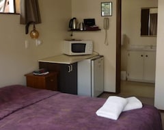 Hotel Carisbrook Motel (Dunedin, New Zealand)