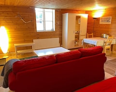 Koko talo/asunto Confortable Logement Sur Une Ferme De Huskies Et Chevaux En Laponie (Storuman, Ruotsi)