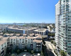 Koko talo/asunto Top Floor, Sleeps 4, Queen Mary, Ocean, City Views (Long Beach, Amerikan Yhdysvallat)