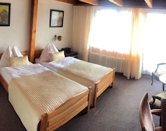 Hotelli Hotel Bellevue Bären (Krattigen, Sveitsi)