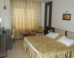 Hotel Yellow Sapphire (Karnal, Indija)