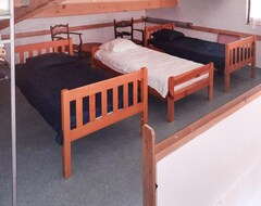 Toàn bộ căn nhà/căn hộ 3 Bedroom Accommodation In Chemin Du Merlançon (Saint-Marcel-d'Ardèche, Pháp)