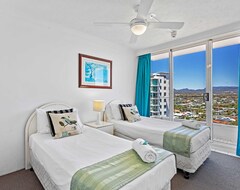 Otel Southern Cross Beachfront Holiday Apartments (Burleigh Heads, Avustralya)