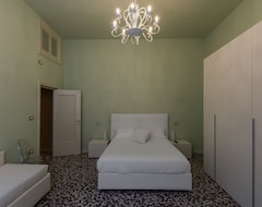 Hele huset/lejligheden Alighieri Theatre Charming Suite (Ravenna, Italien)