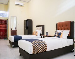 Hotel OYO 2274 Wisma Padati Syariah (Padang, Indonezija)
