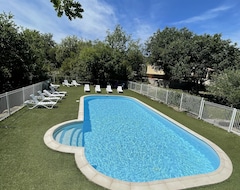 Cijela kuća/apartman Cottages Calm Under The Oaks, With Pool, Near Vallon Pont Darc (Saint-Alban-Auriolles, Francuska)