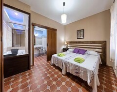 Toàn bộ căn nhà/căn hộ High Capacity, Bathroom In All Rooms, Jacuzzi, Natural Activities (Zufre, Tây Ban Nha)