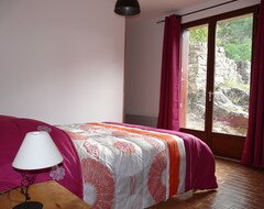 Koko talo/asunto Southern Cevennes, Comfortable Cottage For 15 People (Mandagout, Ranska)