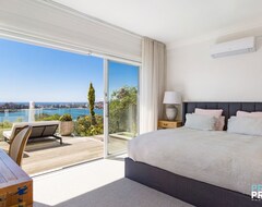 Hotel Property Providers - Panorama (Sydney, Australia)