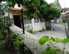 Cijela kuća/apartman Charming Little House Near The Sea (Saint-Georges-de-la-Rivière, Francuska)