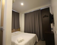 Khách sạn Place2Stay @ Riverside (Kuching, Malaysia)