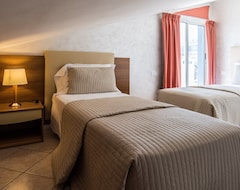 Khách sạn Hotel Touring (Lido di Jesolo, Ý)