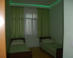 Entire House / Apartment Apartment In Baku Near Metro. Wp+994504202151 (Baku, Azerbaijan)