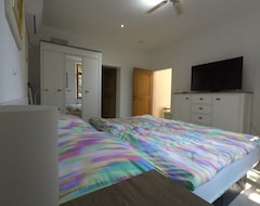 Hotel Comfortable apartment on the storm farm (Grefrat, Njemačka)