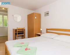 Cijela kuća/apartman Three-bedroom Apartment In Zaton Veliki (Pojezerje, Hrvatska)