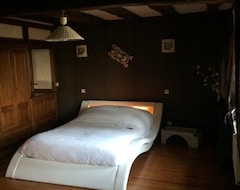 Koko talo/asunto Charming House With Private Heated Pool (Caumont, Ranska)