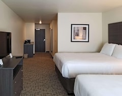Khách sạn Comfort Inn & Suites (Albion, Hoa Kỳ)