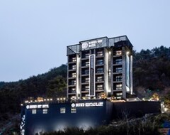 Khách sạn Nice Tourist (Changwon, Hàn Quốc)